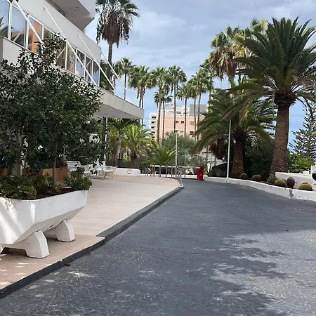 Casa Giori Playa De Americas 아파트